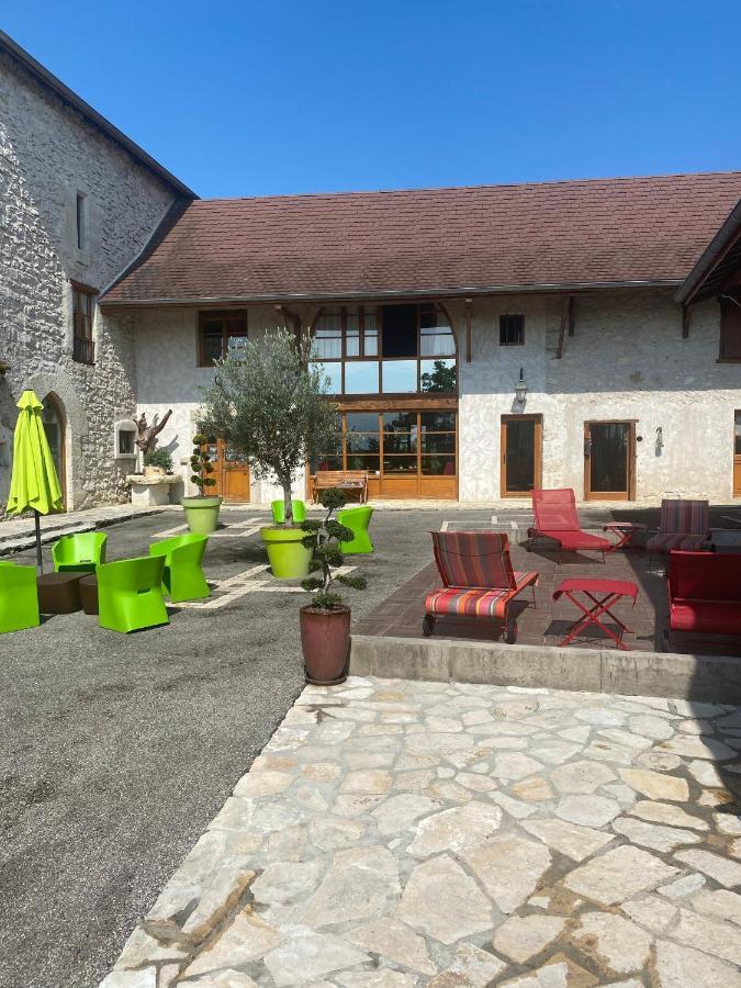 Le Domaine De Tizo Saint-Victor-de-Morestel Exterior foto